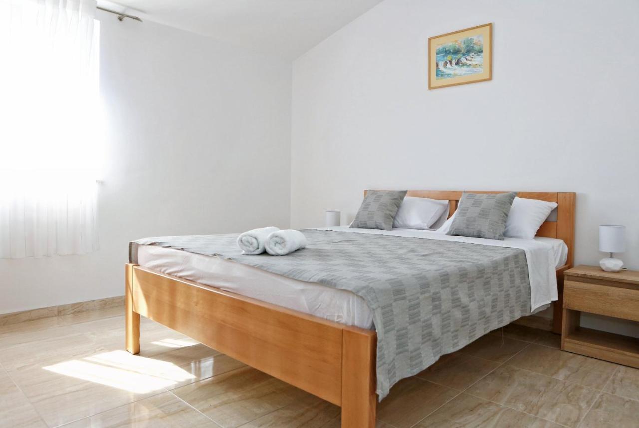 Apartmani Cili Miletici Ngoại thất bức ảnh